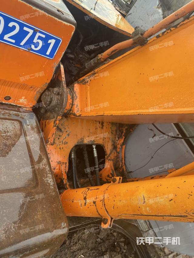 大臂根部?斜視（工作和回轉(zhuǎn)裝置）