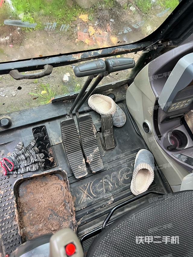 驾驶室整体（整机外观）