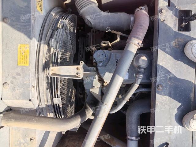 發(fā)動(dòng)機(jī)整體俯視(整機(jī)外觀(guān)) 發(fā)動(dòng)機(jī)整體俯視(整機(jī)外觀(guān))