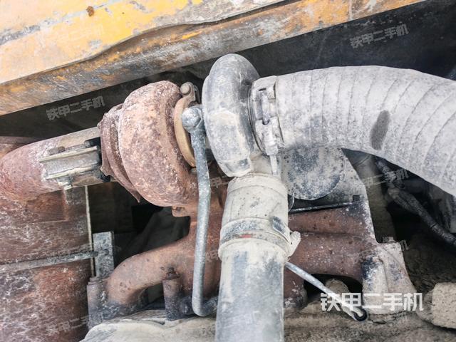 氣門室蓋螺絲特寫(上車部件) 氣門室蓋螺絲特寫(上車部件)