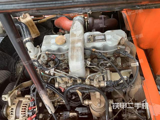 發(fā)動機整體俯視(整機外觀) 發(fā)動機整體俯視(整機外觀)