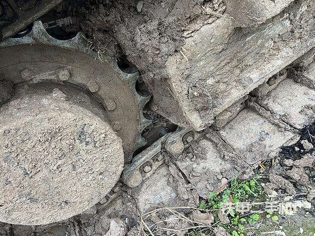 单侧履带整体（整机外观）