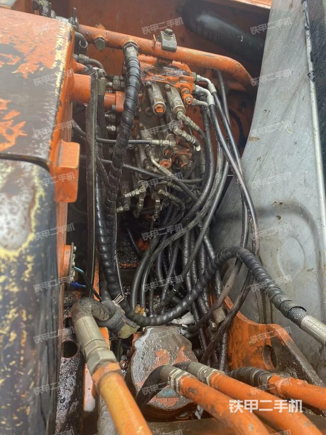 分配閥（上車部件）