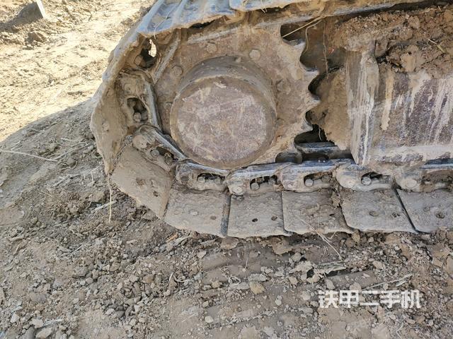 右驅(qū)動(dòng)輪（行走機(jī)構(gòu)）