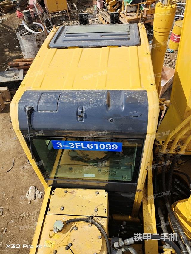 駕駛室頂部（整機(jī)外觀）