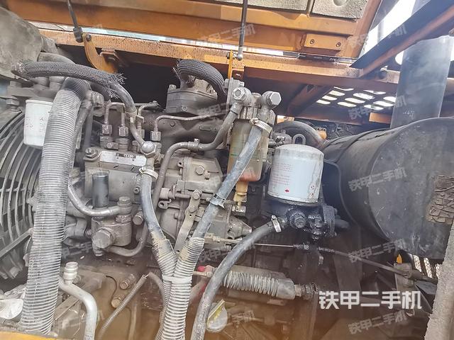 发动机整体俯视（整机外观）