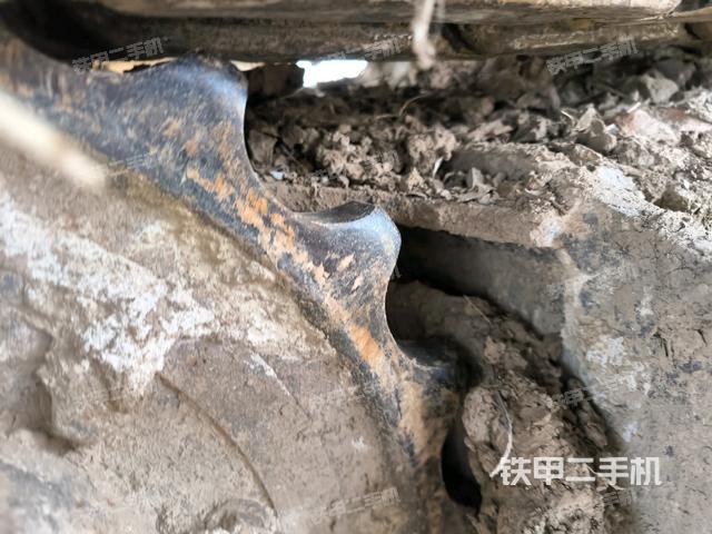 右驅(qū)動(dòng)輪(行走機(jī)構(gòu)) 右驅(qū)動(dòng)輪(行走機(jī)構(gòu))
