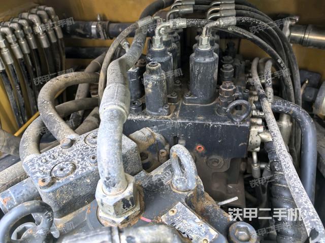 發(fā)動(dòng)機(jī)室(上車部件) 發(fā)動(dòng)機(jī)室(上車部件)