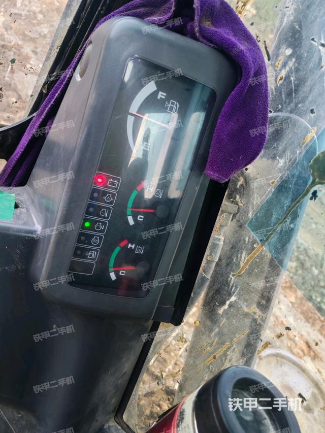 ?駕駛室正側(cè)（駕駛室部分）