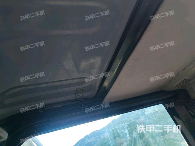 后窗玻璃角標(biāo)（駕駛室部分）