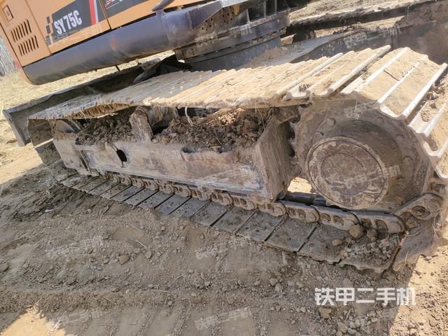 左側(cè)履帶整體?(行走機(jī)構(gòu)) 左側(cè)履帶整體?(行走機(jī)構(gòu))