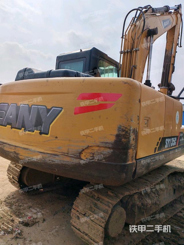 整機(jī)右后45°(整機(jī)外觀) 整機(jī)右后45°(整機(jī)外觀)