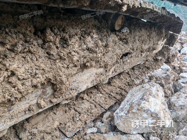 左側(cè)行走馬達(dá)蓋板（行走機(jī)構(gòu)）