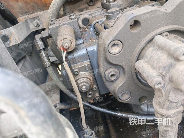 液壓泵室(大件艙室) 液壓泵室(大件艙室)