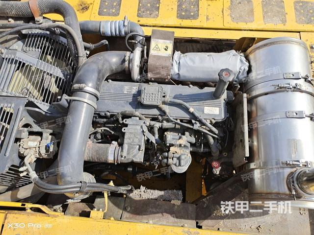 發(fā)動(dòng)機(jī)整體俯視（整機(jī)外觀）