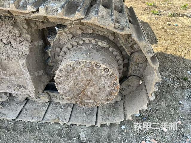 右側履帶整體（行走機構）