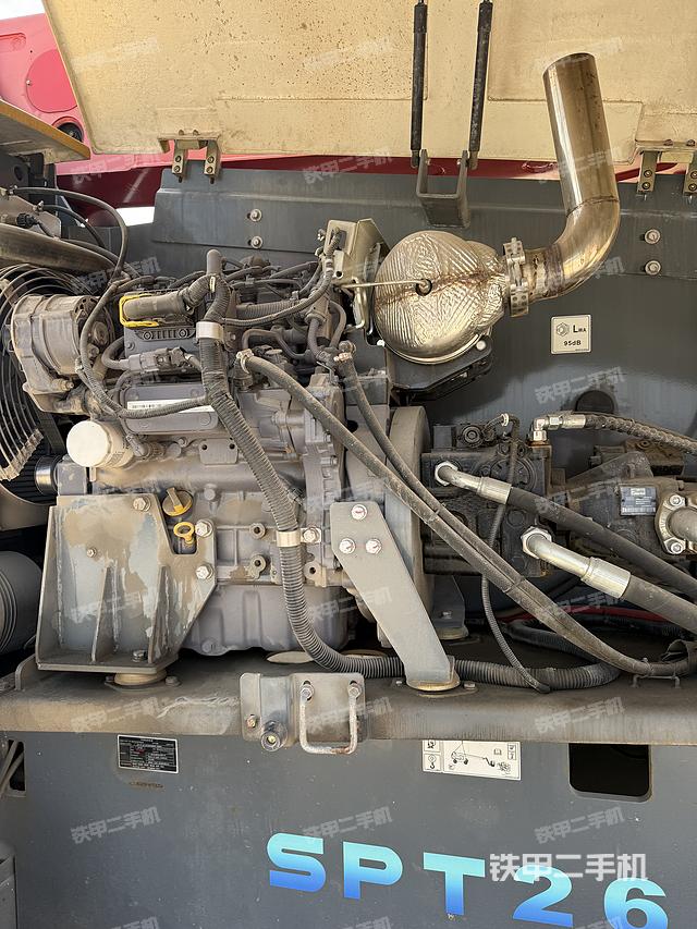 發(fā)動(dòng)機(jī)（設(shè)備外觀及核心部件）