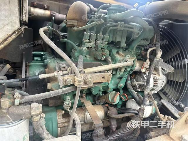 发动机整体俯视（整机外观）