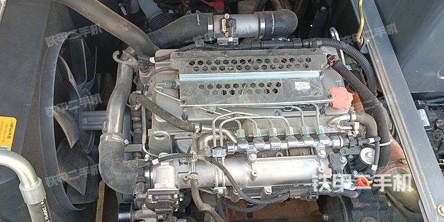 发动机整体俯视（整机外观）