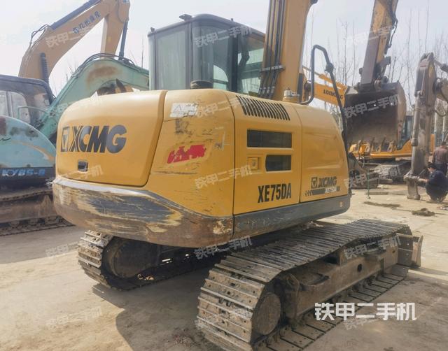 整機右后45°（整機外觀）