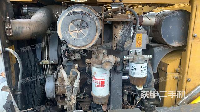 發(fā)動機(jī)整體俯視（整機(jī)外觀）