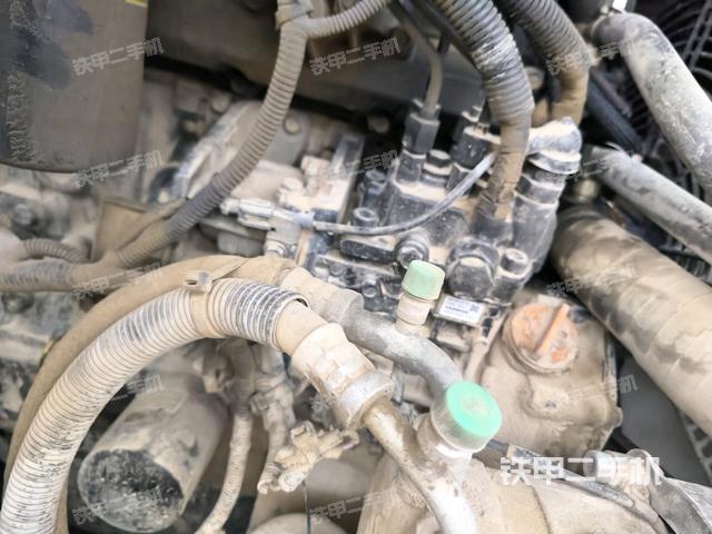 回轉(zhuǎn)馬達（上車部件）