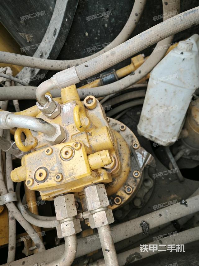 回轉(zhuǎn)馬達(dá)（上車(chē)部件）