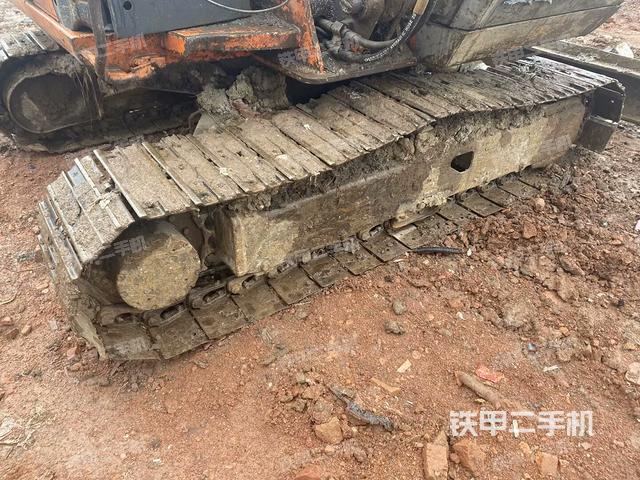 右側(cè)履帶整體?（行走機(jī)構(gòu)）