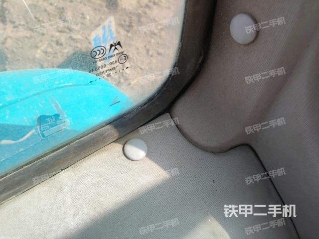 后窗玻璃角標(biāo)（駕駛室部分）