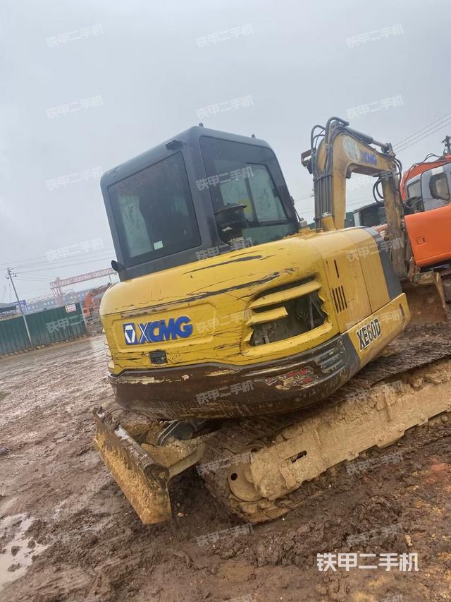 右后45（整機外觀）