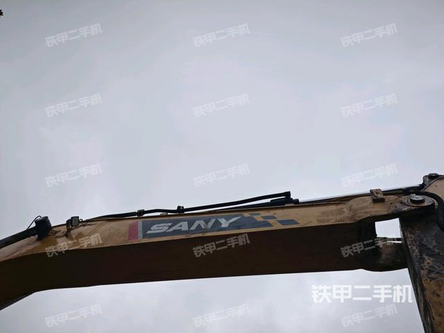 大臂整體?右側(cè)（工作和回轉(zhuǎn)裝置）