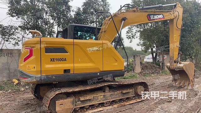 整機(jī)右后45°(整機(jī)外觀) 整機(jī)右后45°(整機(jī)外觀)