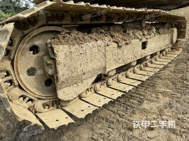 单侧履带整体（整机外观）