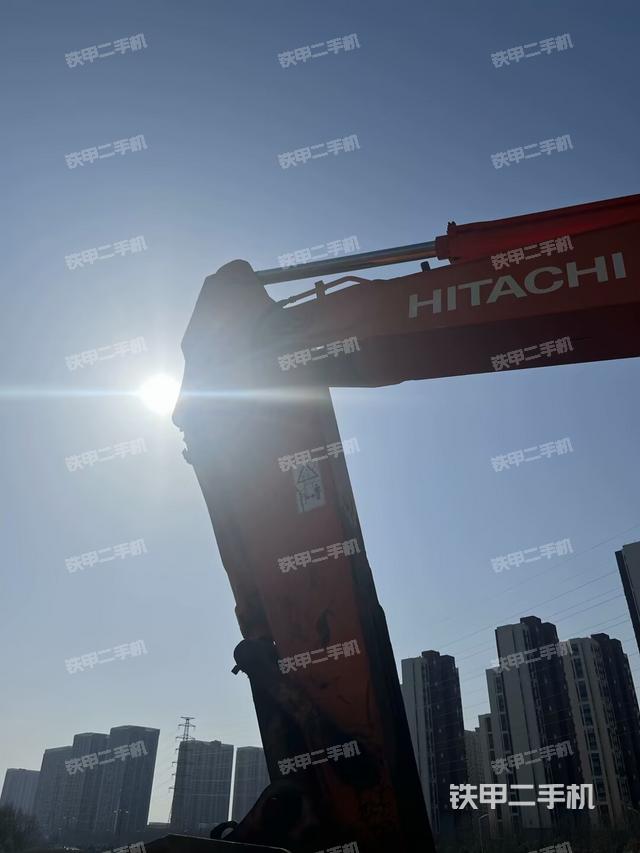 小臂整體左后（工作和回轉裝置）