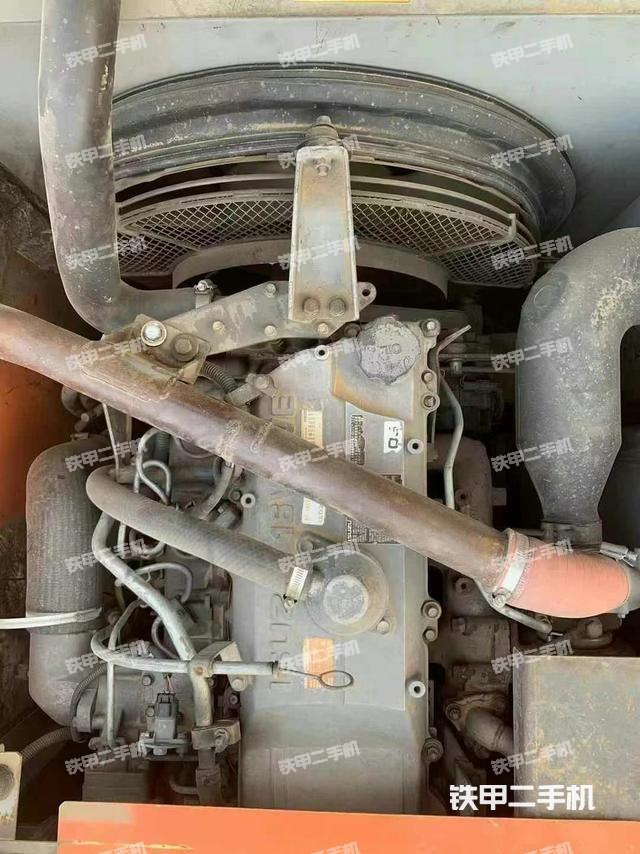 發(fā)動(dòng)機(jī)整體俯視（整機(jī)外觀）