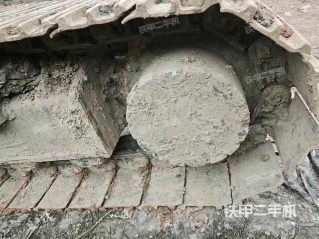 左驅(qū)動(dòng)輪（行走機(jī)構(gòu)）