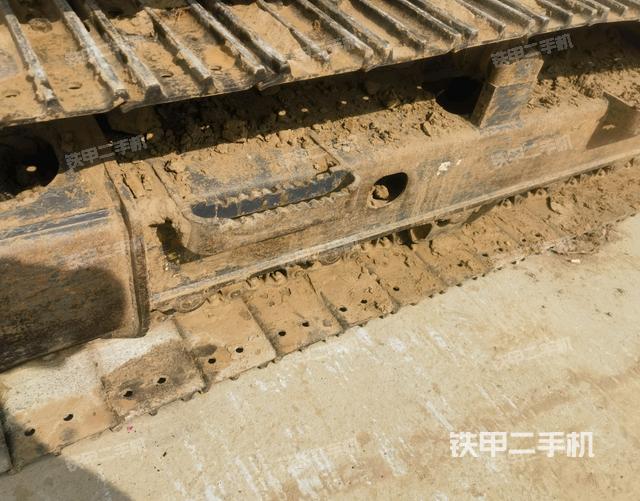 單側(cè)履帶整體（整機外觀）