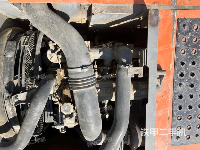 發(fā)動(dòng)機(jī)整體俯視（整機(jī)外觀）