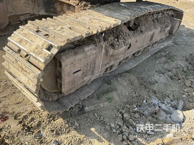 左側履帶整體?（行走機構）