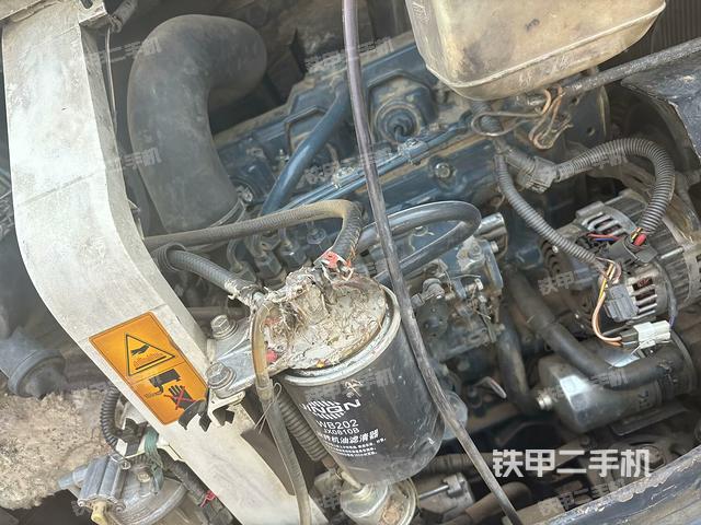 發(fā)動(dòng)機(jī)整體俯視(整機(jī)外觀) 發(fā)動(dòng)機(jī)整體俯視(整機(jī)外觀)