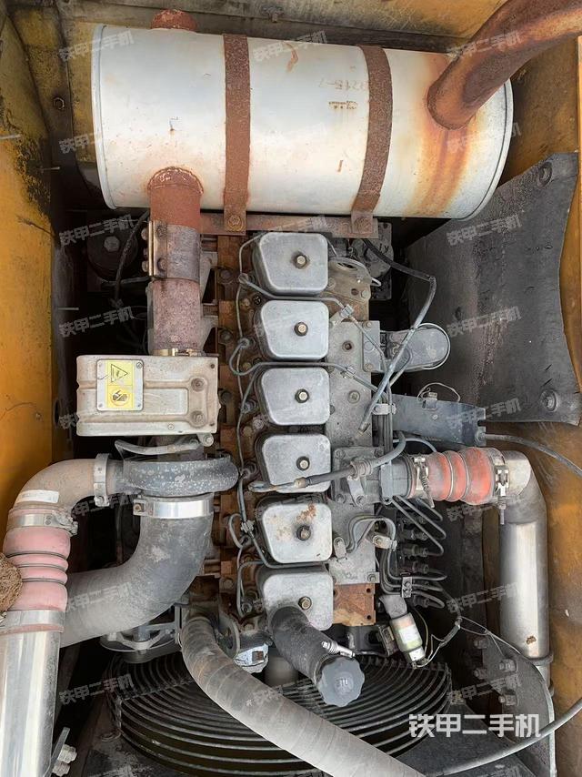 發(fā)動機(jī)整體俯視（整機(jī)外觀）