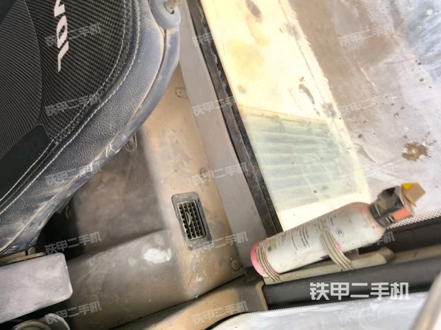 小時(shí)表(駕駛室部分) 小時(shí)表(駕駛室部分)
