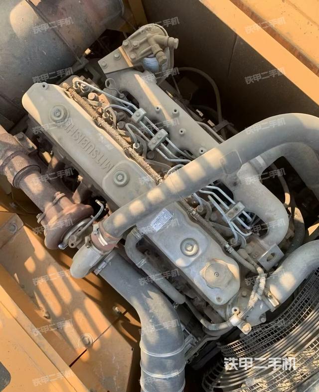 發(fā)動(dòng)機(jī)整體俯視（整機(jī)外觀）