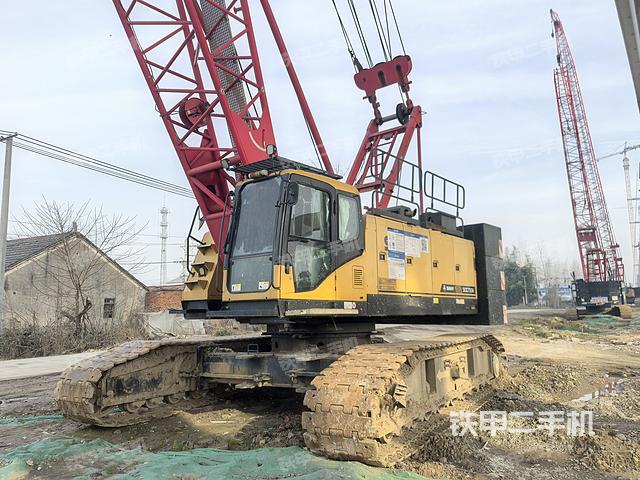 整機(jī)右側(cè)(設(shè)備外觀及核心部件) 整機(jī)右側(cè)(設(shè)備外觀及核心部件)