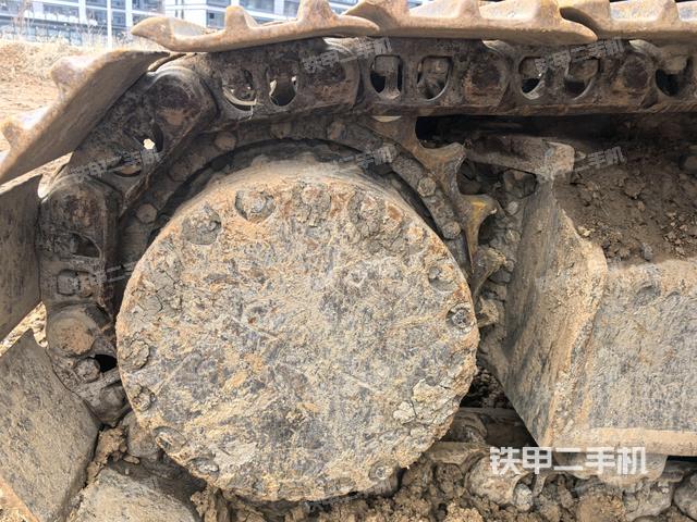 右驅(qū)動(dòng)輪(行走機(jī)構(gòu)) 右驅(qū)動(dòng)輪(行走機(jī)構(gòu))