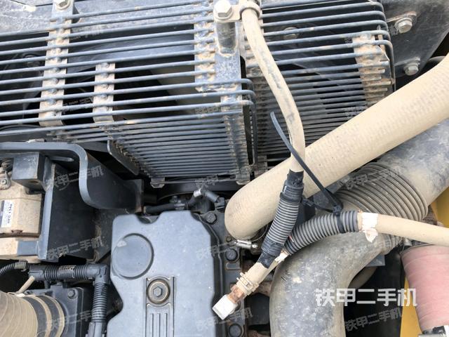 水箱+風(fēng)扇特寫(上車部件) 水箱+風(fēng)扇特寫(上車部件)
