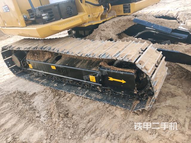 左側(cè)履帶整體?(行走機(jī)構(gòu)) 左側(cè)履帶整體?(行走機(jī)構(gòu))
