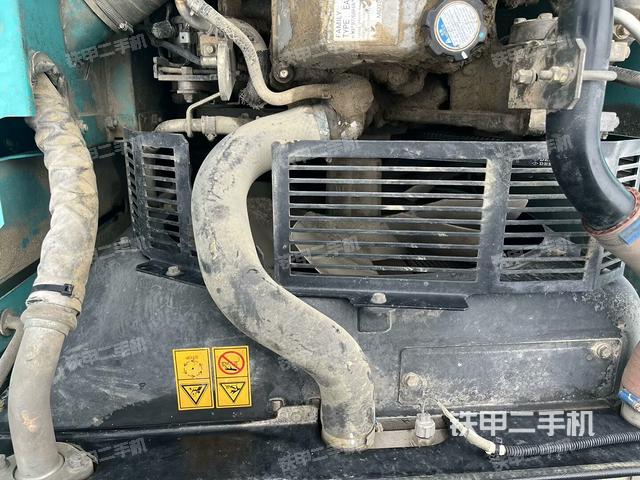 水箱+風(fēng)扇特寫(上車部件) 水箱+風(fēng)扇特寫(上車部件)