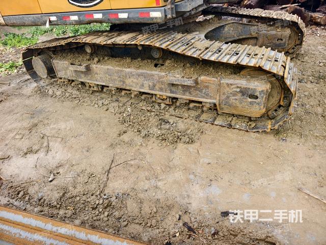 左導(dǎo)向輪（行走機(jī)構(gòu)）