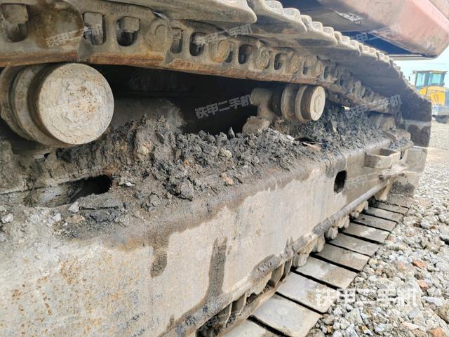 左導向輪（行走機構(gòu)）